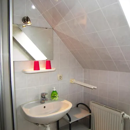 民宿 2 Fewos Wiessmann Ca 15 Gehminuten Bis Zum Ostseestrand 塞巴特黑灵斯多夫